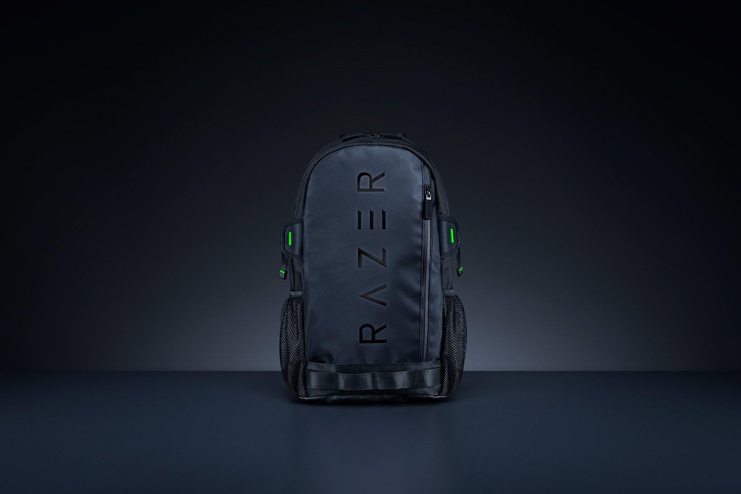 Razer Rogue V3 Backpack (13.3") - Compact Travel Backpack (Compartment for Laptop up to 15 Inches, Abrasion Resistant) Black - Image 2